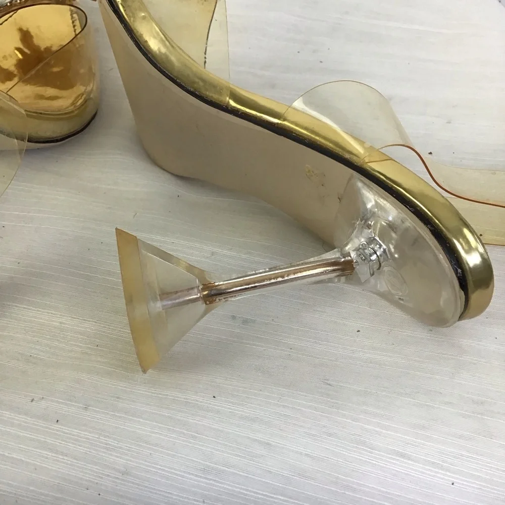 WETKISS WOMEN ELEGANT UNIQUE FORMAL GOLD TRANSPARENT TOP RHINESTONE HEELS SZ 9.5 - Picture 4 of 6